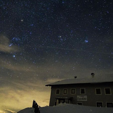 Enzianhuette Berggasthaus San Leonardo in Passiria Eksteriør bilde
