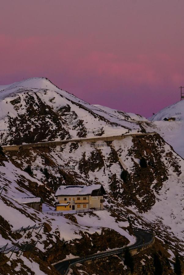 Enzianhuette Berggasthaus San Leonardo in Passiria Eksteriør bilde