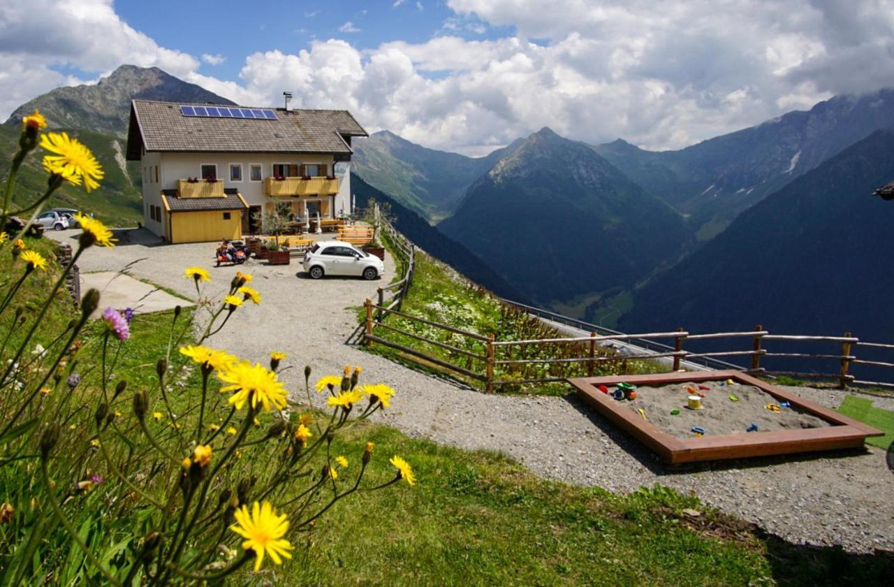 Enzianhuette Berggasthaus San Leonardo in Passiria Eksteriør bilde